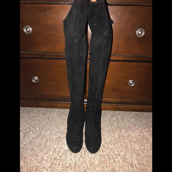 Stuart Weitzman black suede over the knee boots 9 - Picture 8 of 8